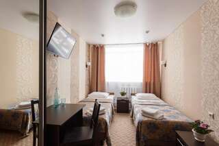Гостиница Rassvet Тотьма Улучшенный двухместный номер с 2 отдельными кроватями-4